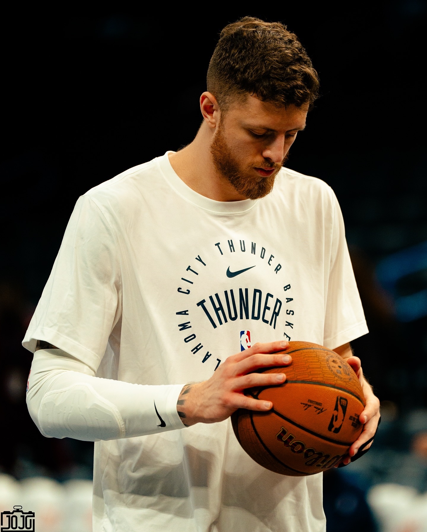  集结日体能课后，俄克拉荷马雷霆官宣签约备战欧联，压力陡增，数据趋势出现新变化-OD Sports